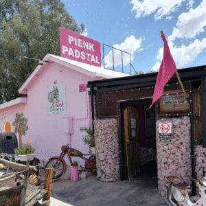 Read more about the article The Pienk Padstal, Kakamas – A Sweet Stop with a Story Along the Orange River